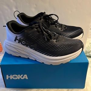 Hoka Rincon 3, size 8
